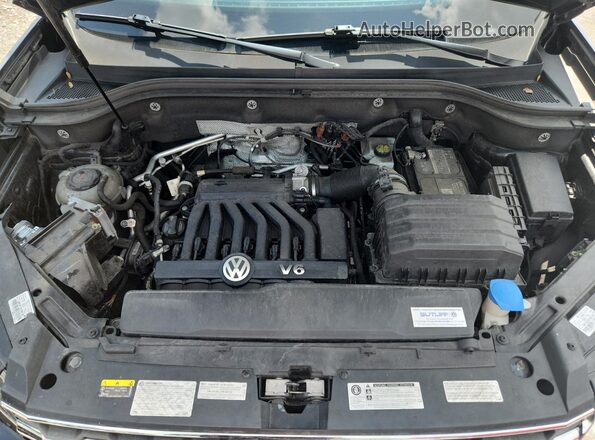 1V2LR2CAXJC586952 2018 VOLKSWAGEN ATLAS Черный 