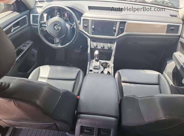 1V2LR2CAXJC586952 2018 VOLKSWAGEN ATLAS Черный 