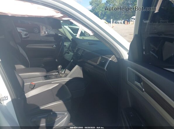 1V2WR2CA0MC525000 2021 VOLKSWAGEN ATLAS Белый Вид салона спереди