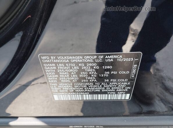 1V2WR2CAXRC528560 2024 VOLKSWAGEN ATLAS Black 