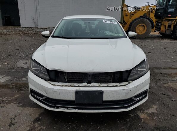 1VWAA7A39JC008632 2018 VOLKSWAGEN PASSAT White 