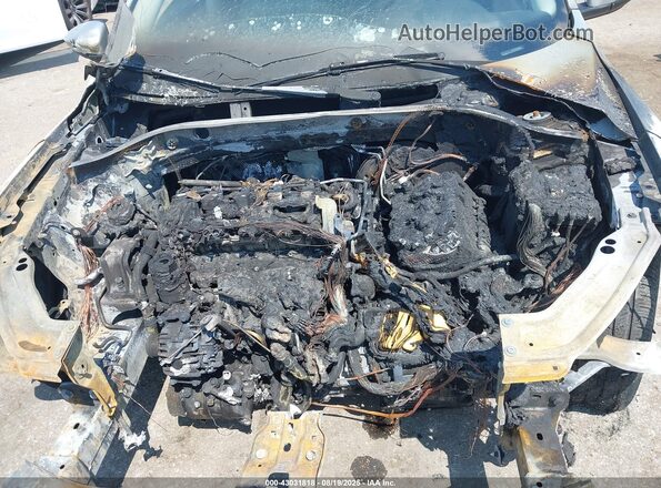1VWBA7A3XJC027288 2018 VOLKSWAGEN PASSAT Silver 