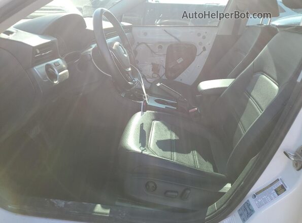 1VWSA7A3XLC018092 2020 VOLKSWAGEN PASSAT White წინა სალონის ხედი