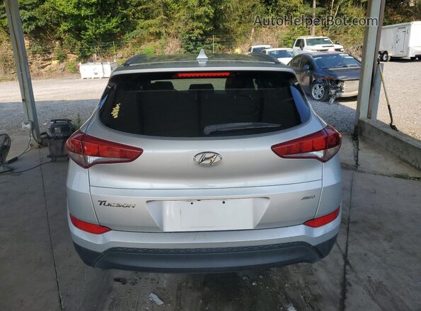 KM8J3CA44JU644122 2018 HYUNDAI TUCSON Серебряный 