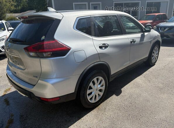 JN8AT2MVXJW310351 2018 NISSAN ROGUE Silver 