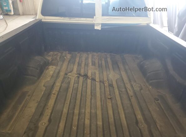1N6AA1EC5NN107059 2022 NISSAN TITAN White 