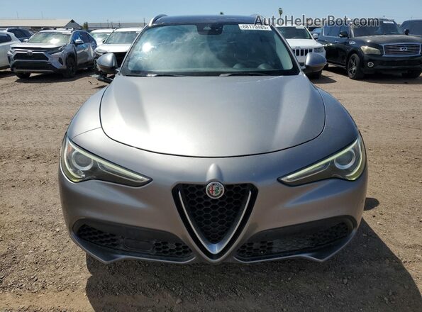 ZASFAKBNXJ7B98405 2018 ALFA ROMEO STELVIO Gray 