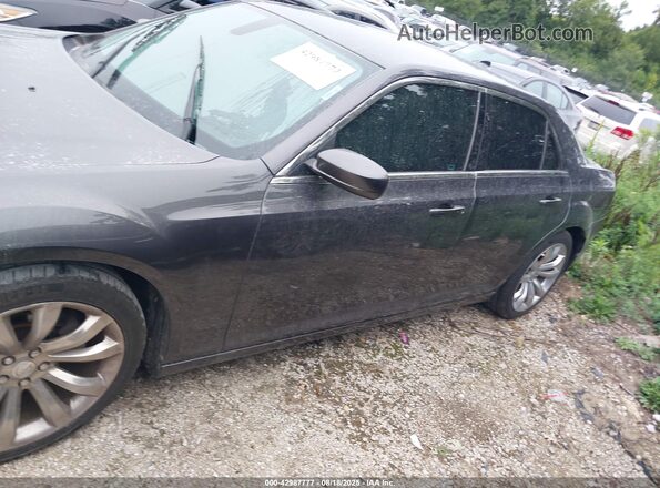 2C3CCAAG0JH342040 2018 CHRYSLER 300 Gray 