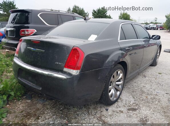 2C3CCAAG0JH342040 2018 CHRYSLER 300 Gray 