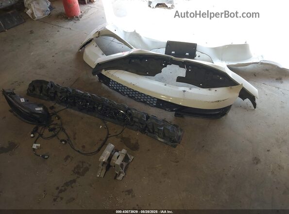 2C3CCABG7MH537412 2021 CHRYSLER 300 White Vista del cuadro de instrumentos