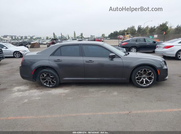 2C3CCABGXJH278104 2018 CHRYSLER 300 Серый Вид задней части салона