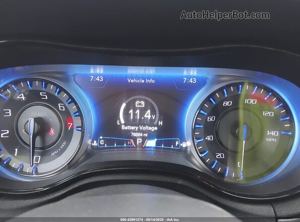 2C3CCABGXJH278104 2018 CHRYSLER 300 Серый Вид задних сидений
