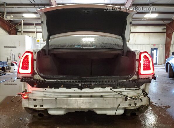 2C3CCAGG3JH160629 2018 CHRYSLER 300 White 
