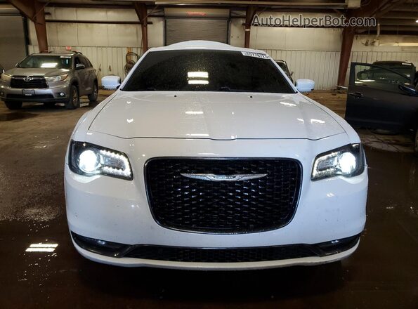 2C3CCAGG3JH160629 2018 CHRYSLER 300 White 