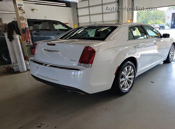 2C3CCARG3PH628459 2023 CHRYSLER 300  