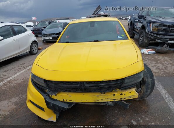 2C3CDXBG0JH174382 2018 DODGE CHARGER Желтый Вид щитка приборов