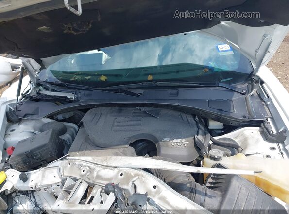 2C3CDXBG7LH208711 2020 DODGE CHARGER Белый Вид сзади