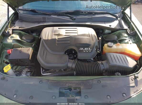 2C3CDXBG8LH136448 2020 DODGE CHARGER Green Հետևի տեսք