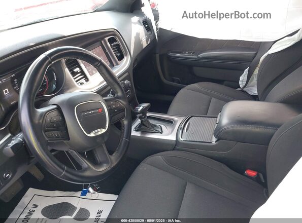 2C3CDXBG8MH657042 2021 DODGE CHARGER Green Вид салону спереду