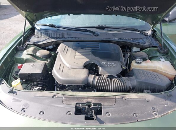 2C3CDXBG8MH657042 2021 DODGE CHARGER Green Вид ззаду