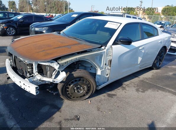 2C3CDXBGXNH208723 2022 DODGE CHARGER White Передня ліва чверть