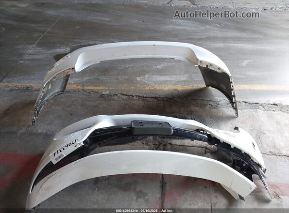 2C3CDXHG3JH174271 2018 DODGE CHARGER Белый 