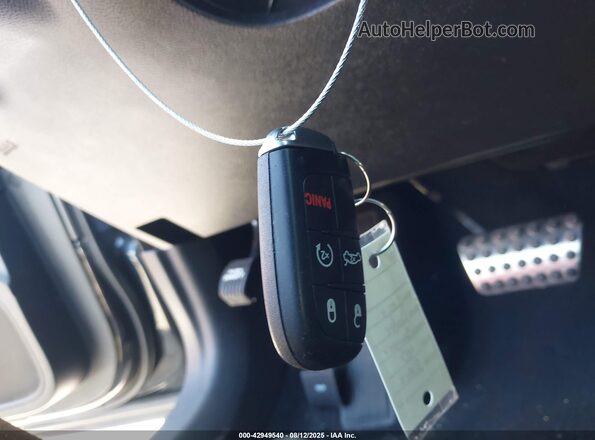 2C3CDXHG7PH547384 2023 DODGE CHARGER Черный Вид панели приборов