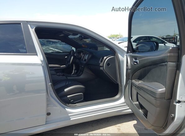 2C3CDXL9XNH118827 2022 DODGE CHARGER Серый Вид салона спереди