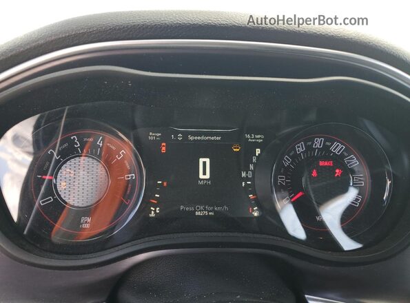 2C3CDZAG7HH640414 2017 DODGE CHALLENGER Черный Вид щитка приборов