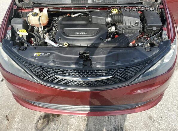 2C4RC1AGXJR194933 2018 CHRYSLER PACIFICA Red 