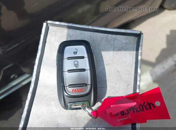2C4RC1AGXLR122973 2020 CHRYSLER VOYAGER Gray წინა პანელის ხედი