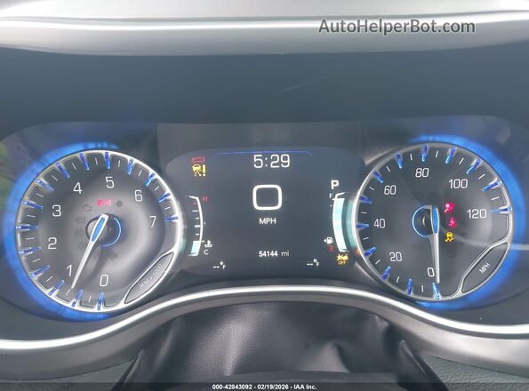 2C4RC1BG2RR171690 2024 CHRYSLER PACIFICA Silver Vista de los asientos traseros