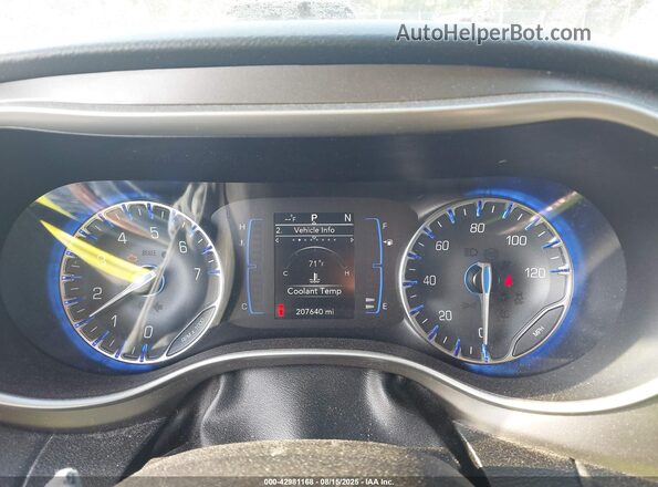 2C4RC1BG8LR112702 2020 CHRYSLER PACIFICA Gray უკანა სავარძლების ხედი