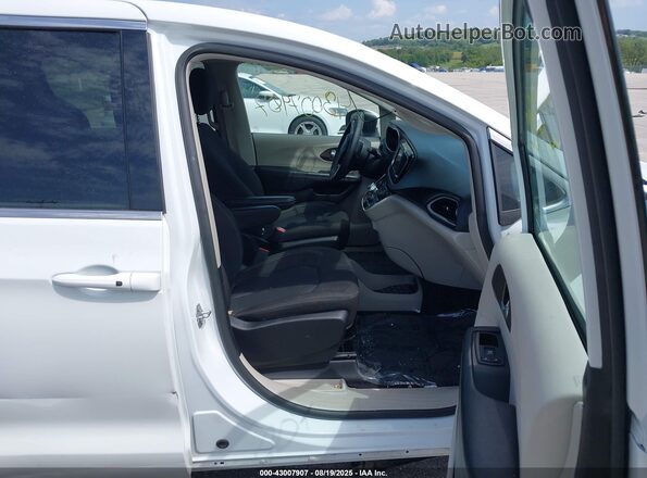 2C4RC1CG1PR534475 2023 CHRYSLER VOYAGER White 