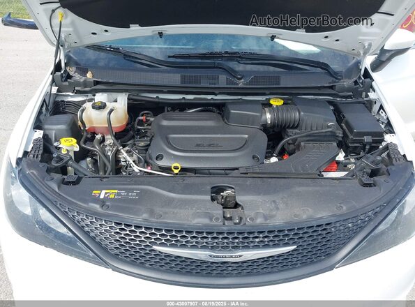 2C4RC1CG1PR534475 2023 CHRYSLER VOYAGER White 