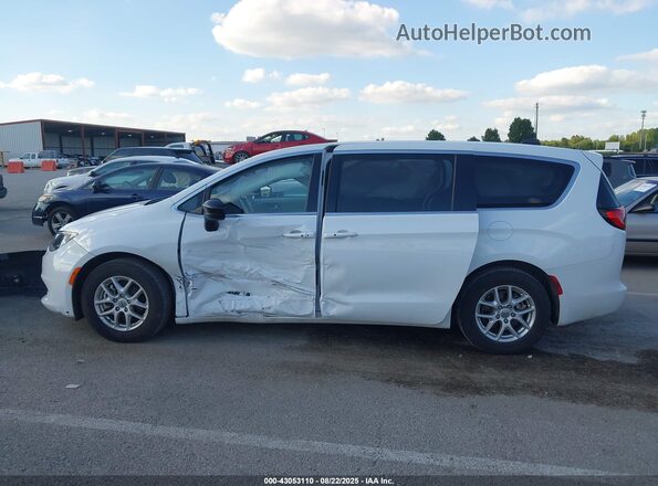 2C4RC1CG1RR105744 2024 CHRYSLER VOYAGER Белый Панорамный вид салона 360°