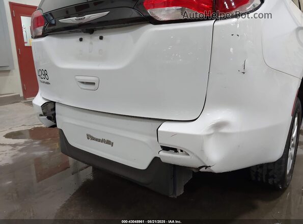 2C4RC1CG3NR204298 2022 CHRYSLER VOYAGER White Դիմացի տեսք