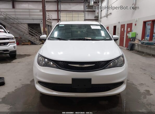 2C4RC1CG3NR204298 2022 CHRYSLER VOYAGER White Սարքավորումների վահանակի տեսք