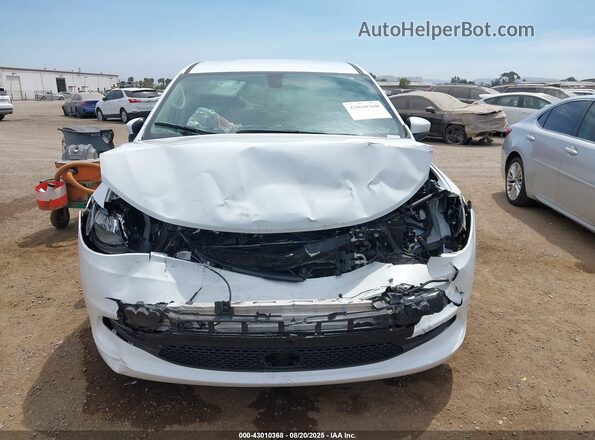 2C4RC1CG6NR160149 2022 CHRYSLER VOYAGER White Սարքավորումների վահանակի տեսք