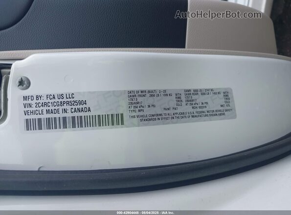 2C4RC1CG8PR525904 2023 CHRYSLER VOYAGER White ძრავის განყოფილების ხედი