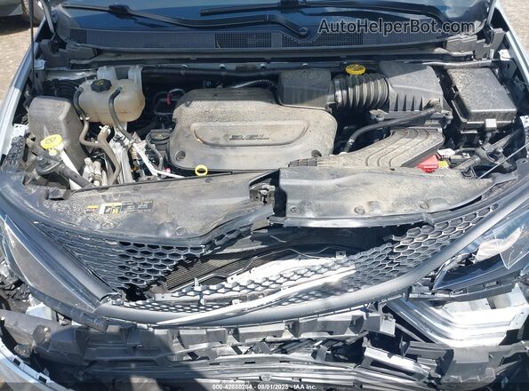 2C4RC1CG8PR611052 2023 CHRYSLER VOYAGER Silver Հետևի տեսք
