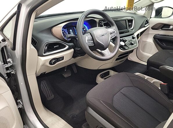 2C4RC1CG9RR137499 2024 CHRYSLER VOYAGER  უკანა მარჯვენა