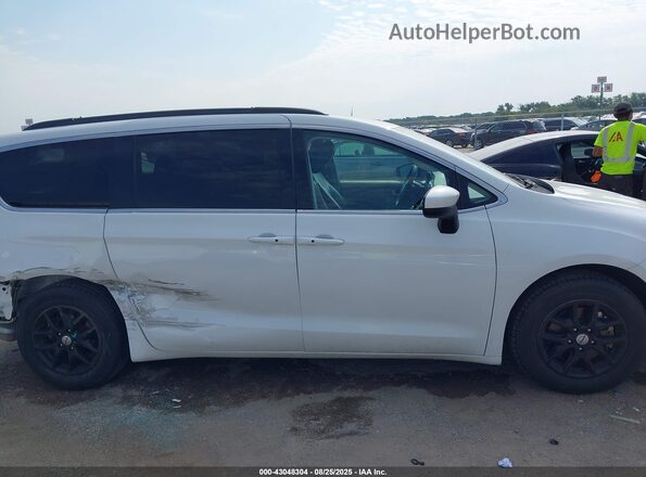 2C4RC1DG3MR543690 2021 CHRYSLER VOYAGER White 