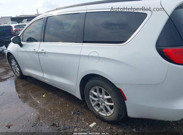 2C4RC1DG7LR144635 2020 CHRYSLER VOYAGER White Rear left