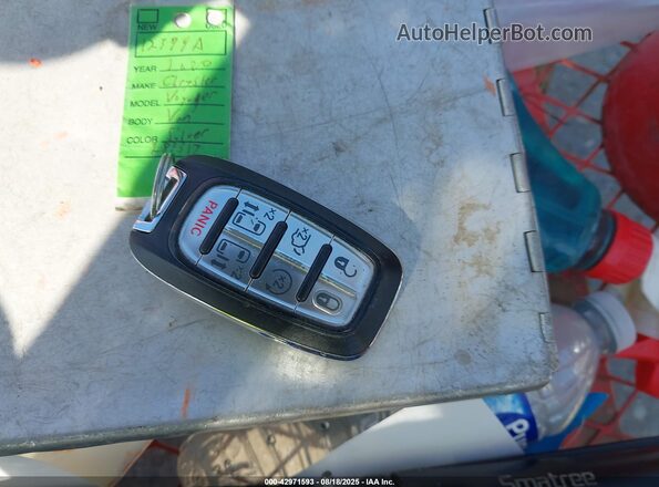 2C4RC1DG8LR283317 2020 CHRYSLER VOYAGER Silver Vista del salpicadero