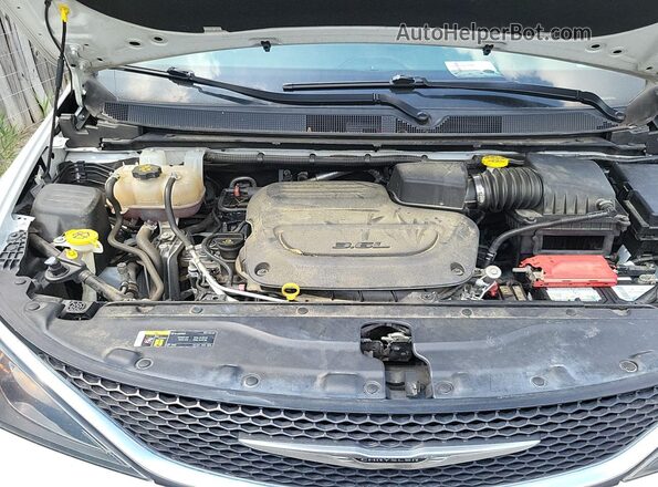 2C4RC1DG8MR555043 2021 CHRYSLER VOYAGER  