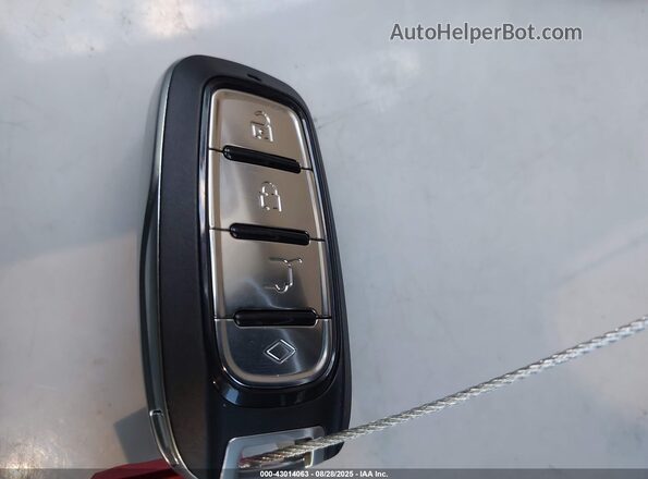 2C4RC1GG0JR185438 2018 CHRYSLER PACIFICA Белый 