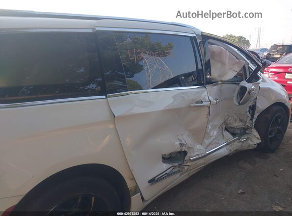 2C4RC1GG0JR232810 2018 CHRYSLER PACIFICA White 