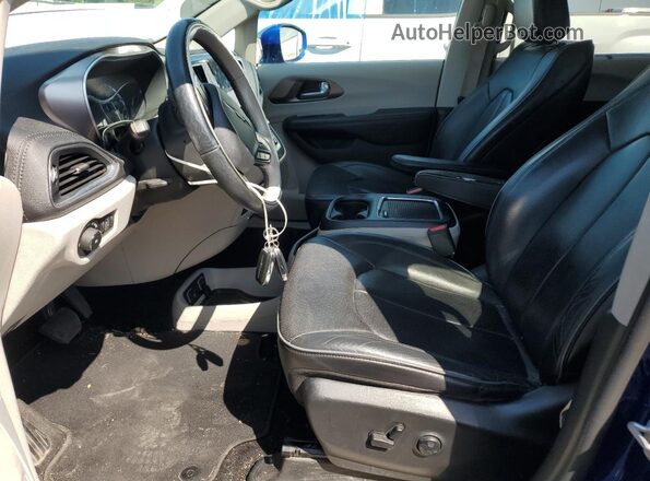 2C4RC1GGXJR228375 2018 CHRYSLER PACIFICA Blue 