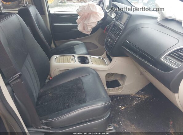2C4RDGCG2JR241353 2018 DODGE GRAND CARAVAN Gray Front interior view